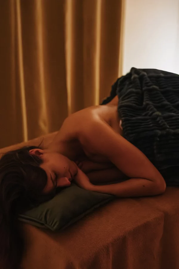 Massage corps complet – soulagement des tensions et vitalité